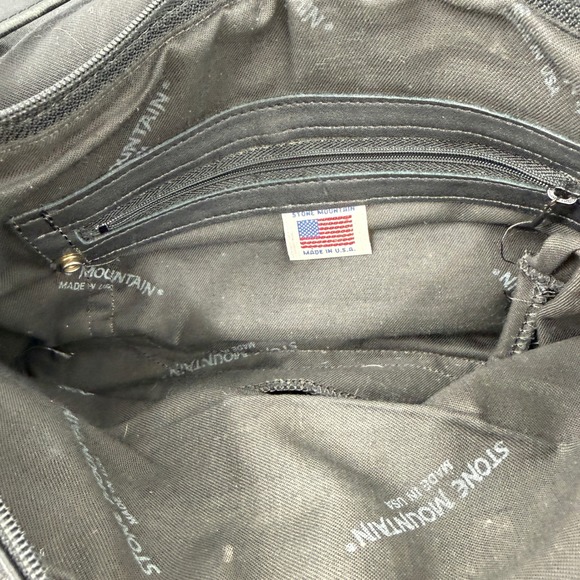 Vtg Stone Mountain Leather Crossbody Bag Black Some Distressing USA Made‎ Purse - Picture 2 of 16
